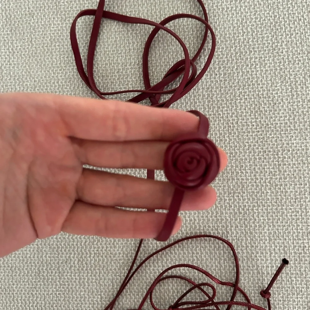 NWOT Zara Floral Double Choker Leather Necklace - Picture 7 of 7